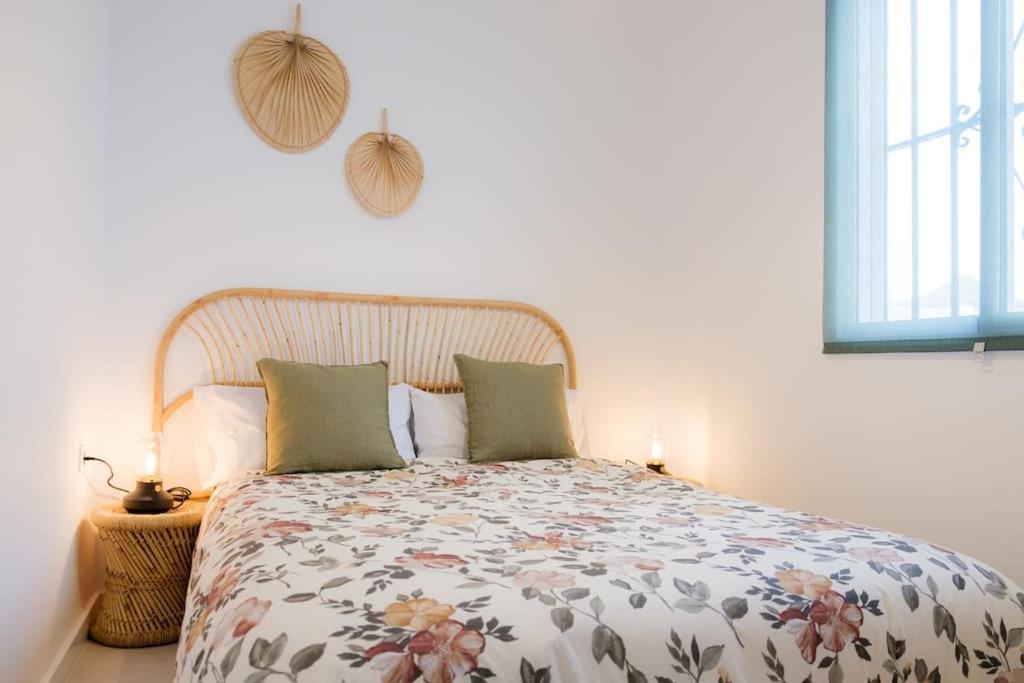 Atico Exclusivo Con Terraza En Santa Catalina Lägenhet Sevilla Exteriör bild