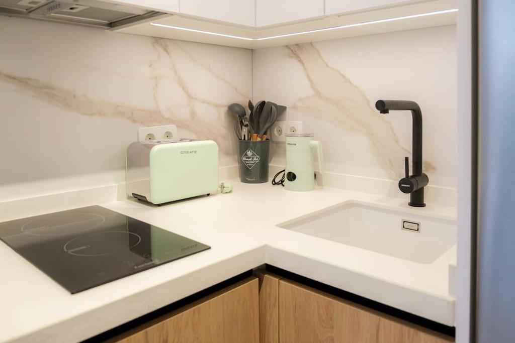 Atico Exclusivo Con Terraza En Santa Catalina Lägenhet Sevilla Exteriör bild