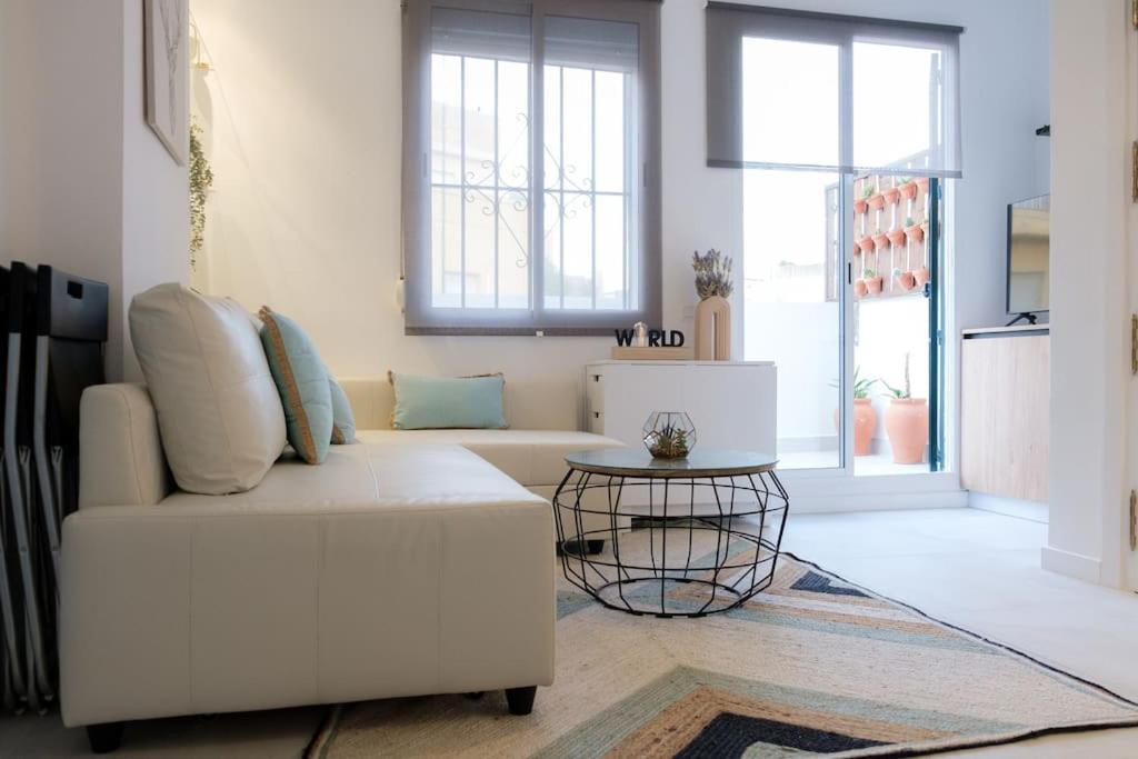 Atico Exclusivo Con Terraza En Santa Catalina Lägenhet Sevilla Exteriör bild